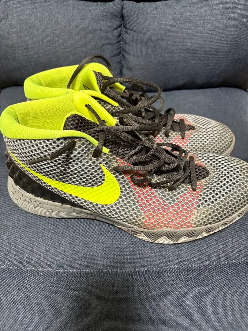 2026年最新】KYRIE1の人気アイテム - メルカリ