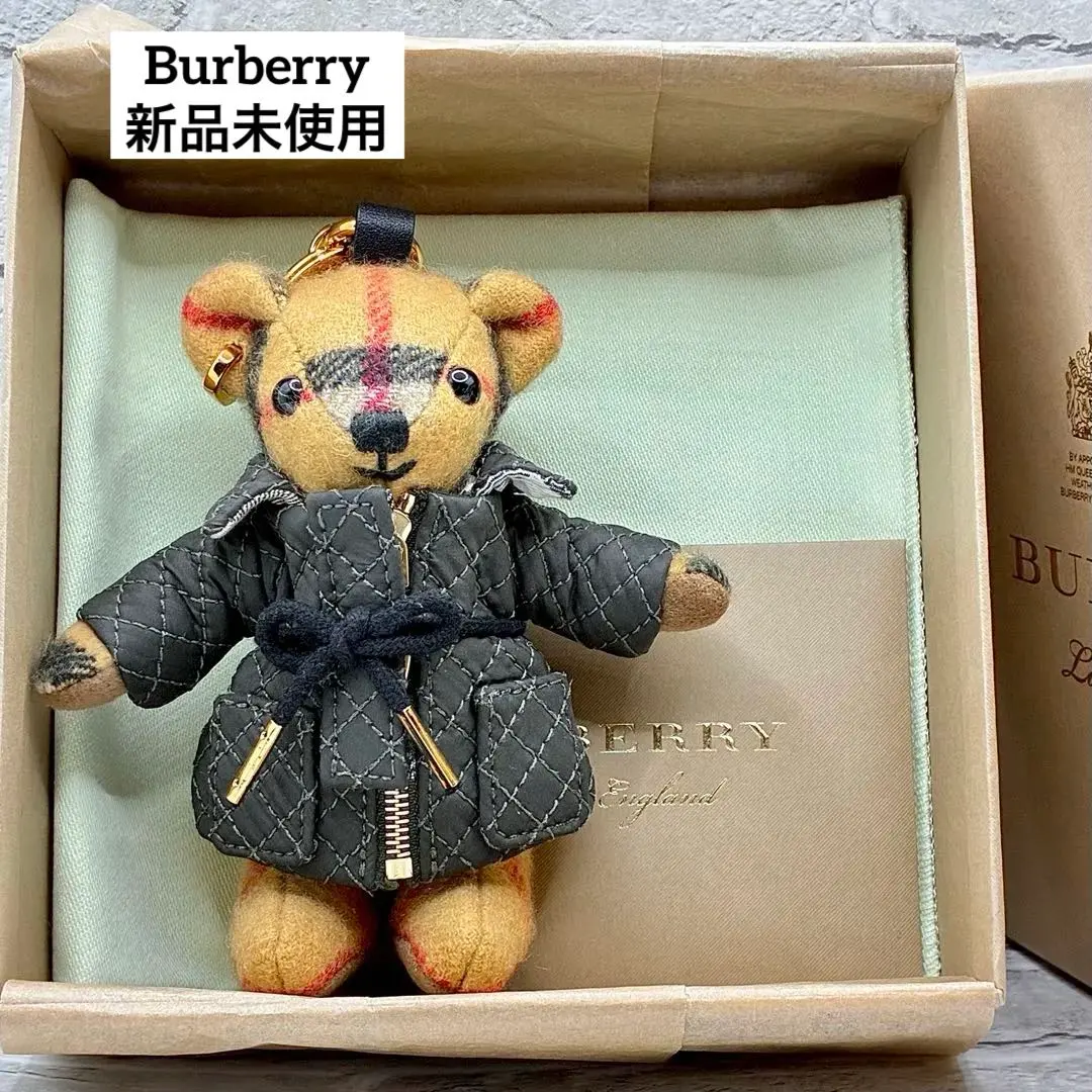 2026年最新】burberry バーバリー くまチャームの人気アイテム - メルカリ
