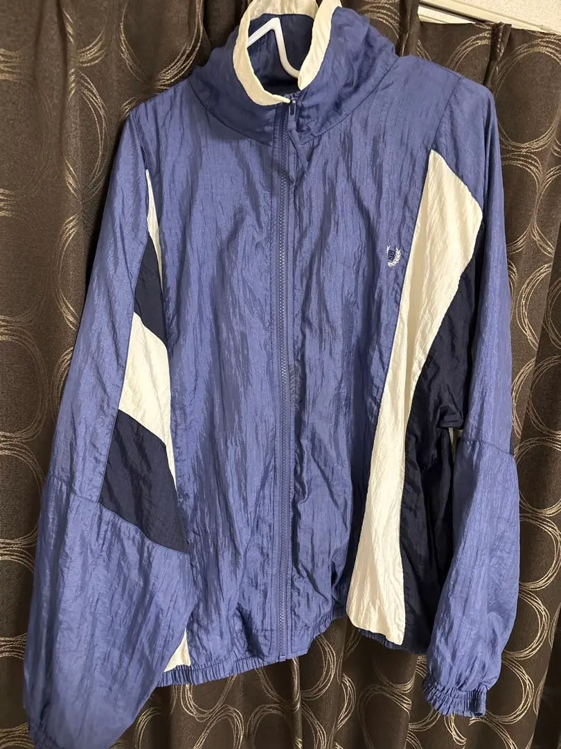 2026年最新】Givenchy ナイロンジャケットの人気アイテム - メルカリ