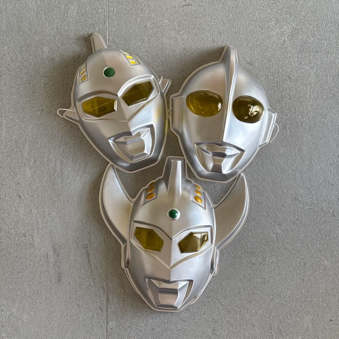 2026年最新】ウルトラマン レプリカマスクの人気アイテム - メルカリ