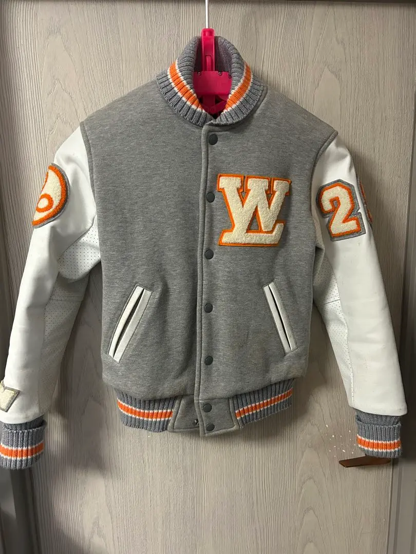 2026年最新】ループウィラー スタジャンの人気アイテム - メルカリ