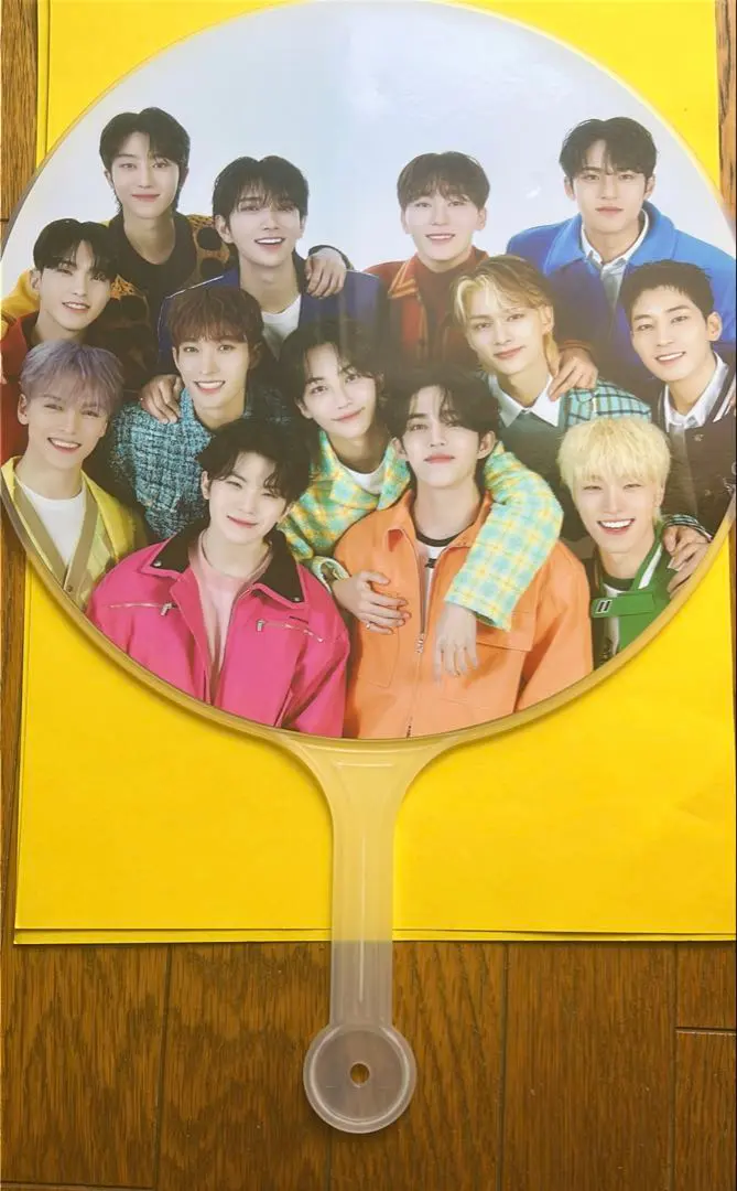 2026年最新】seventeen うちわ 全員の人気アイテム - メルカリ