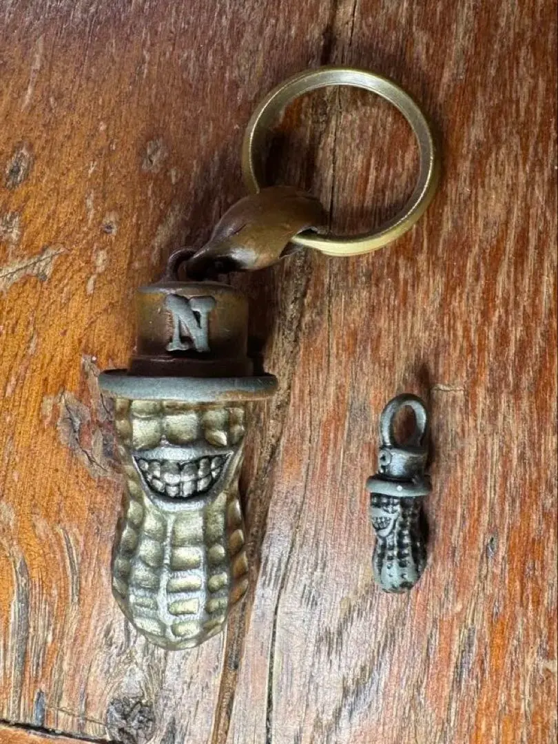 2026年最新】neighborhood peanutsの人気アイテム - メルカリ