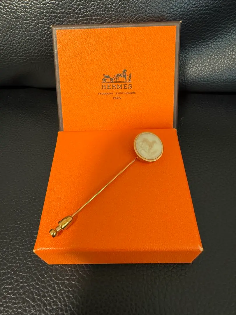 2026年最新】エルメス 馬 ピンブローチの人気アイテム - メルカリ