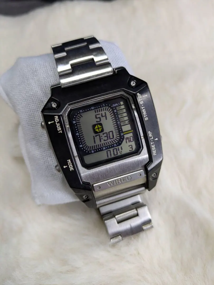 2026年最新】[ワイアード]WIRED 腕時計 WIRED ×METAL GEAR SOLID V:THE