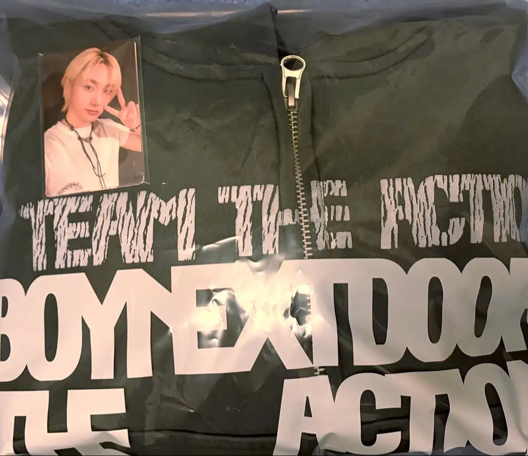 2026年最新】ボイネク パーカーの人気アイテム - メルカリ