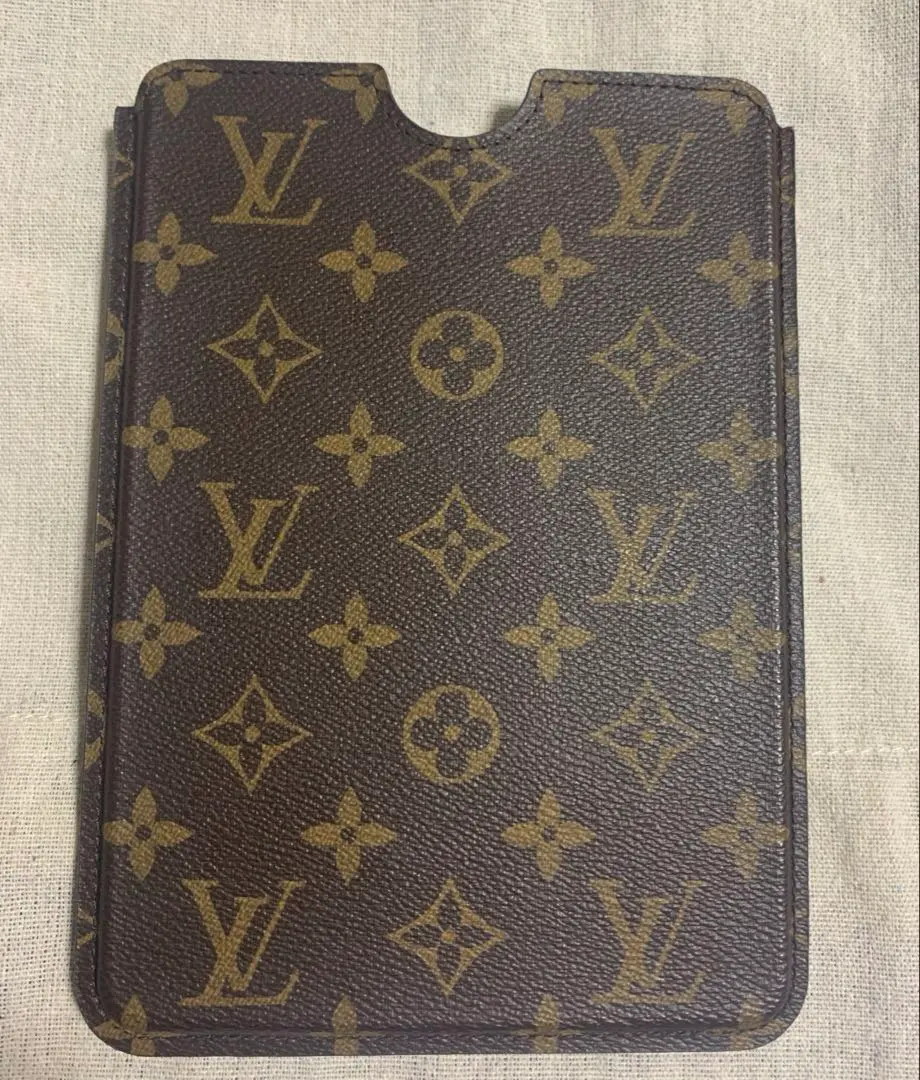 2026年最新】ルイヴィトンiPadケースの人気アイテム - メルカリ