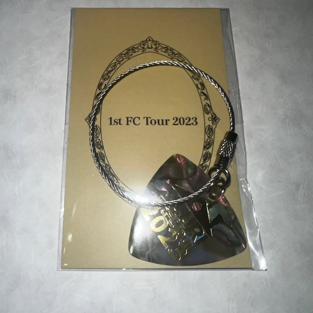 2026年最新】優里ピックキーホルダーの人気アイテム - メルカリ