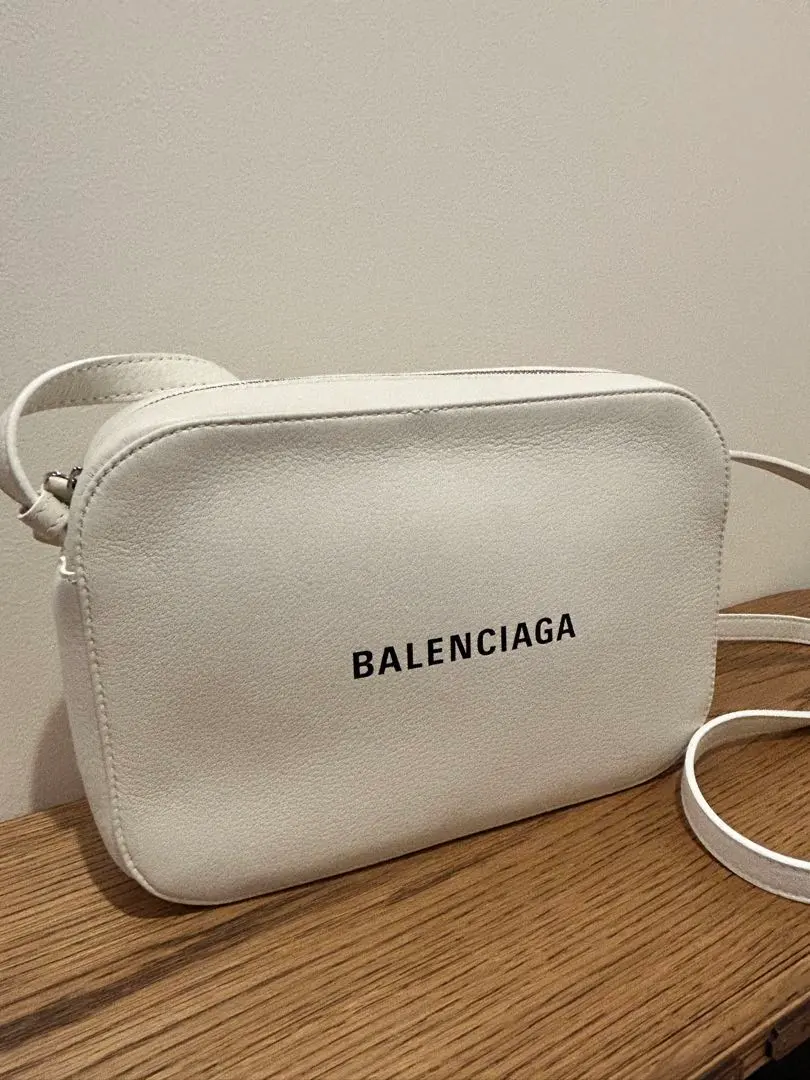 2026年最新】バレンシアガ カメラバッグs エブリデイの人気アイテム