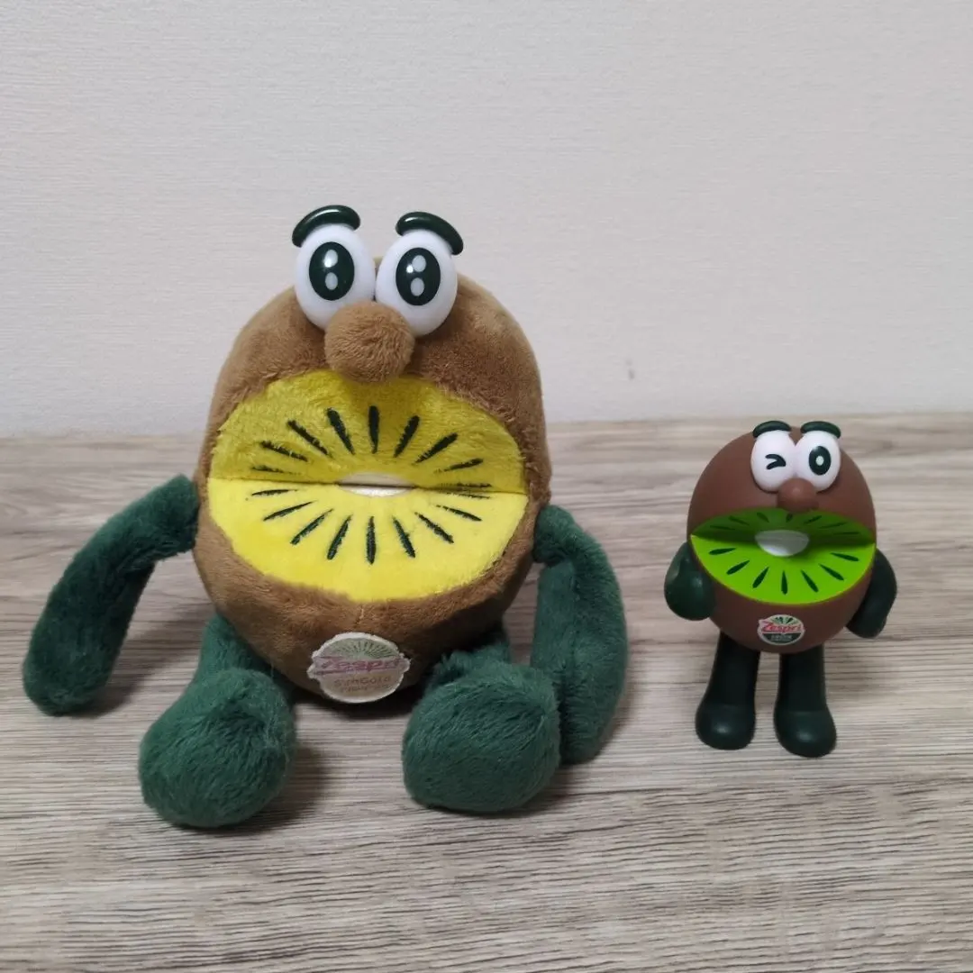 2026年最新】ゼスプリ ぬいぐるみ レッドの人気アイテム - メルカリ