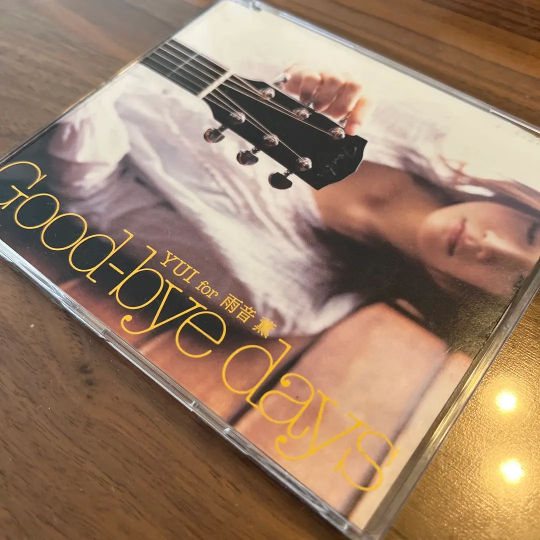 YUI インディーズ盤「It's happy line」＋未発表デモ音源CD