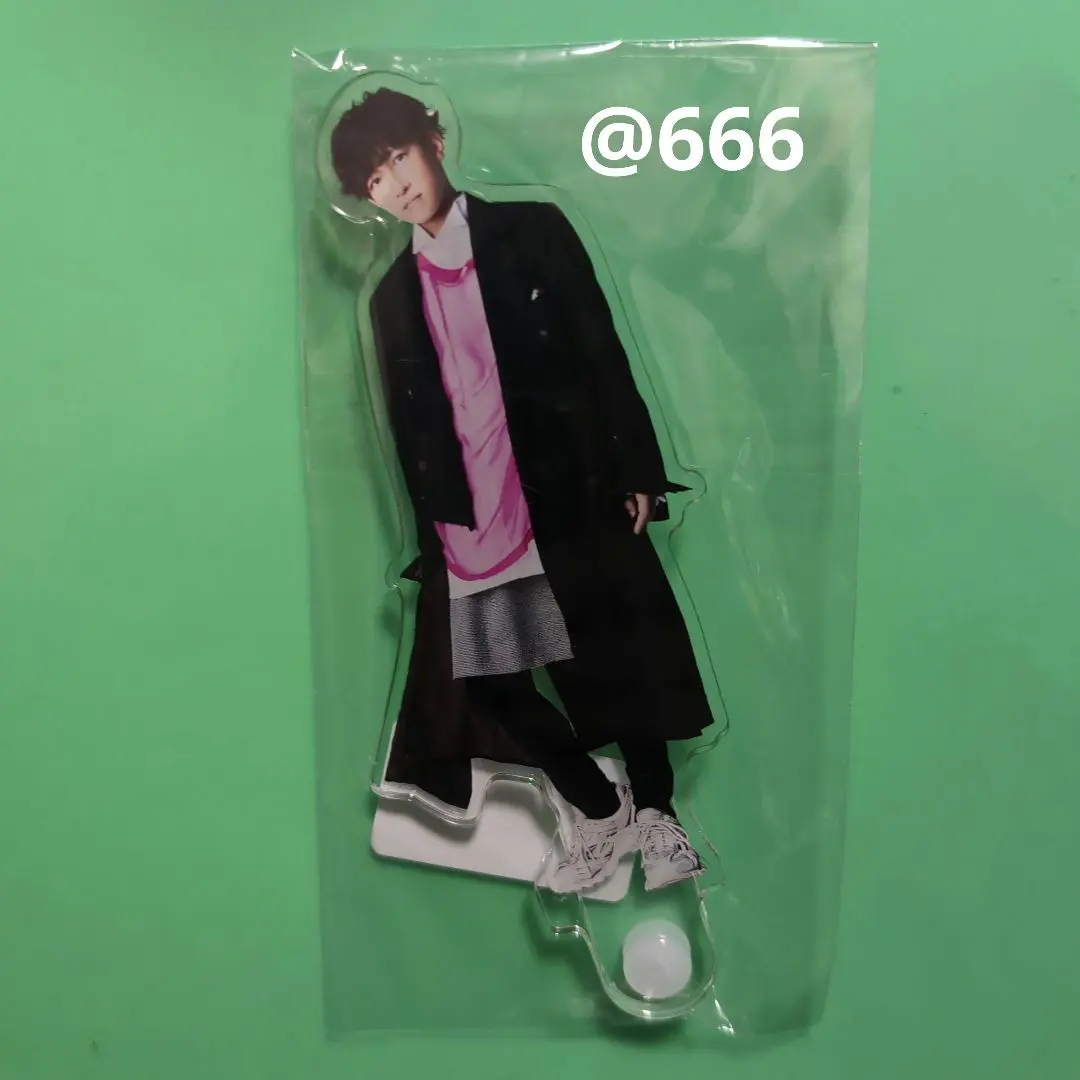 2026年最新】l'arc-en-ciel アクリルスタンドの人気アイテム - メルカリ