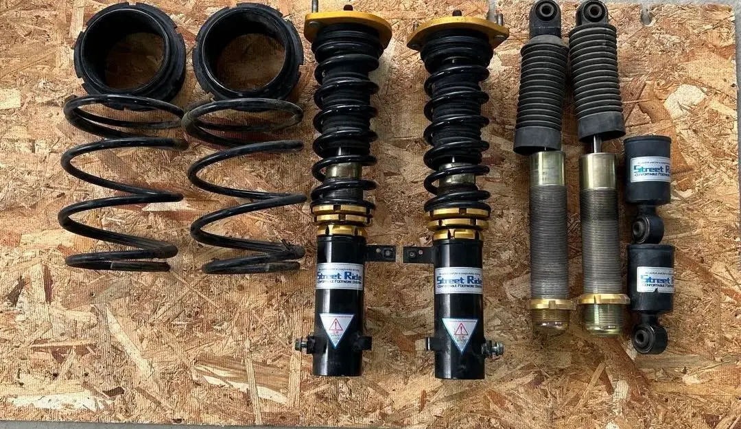 2026年最新】エッセ 車高調の人気アイテム - メルカリ