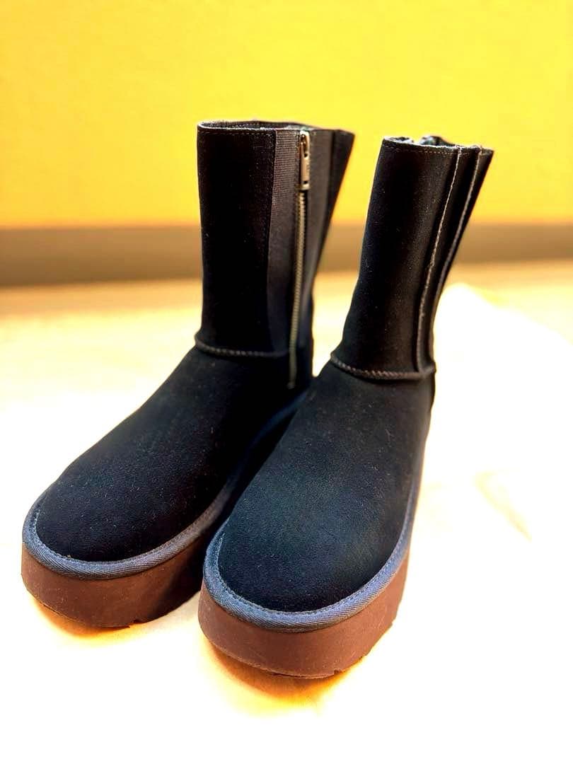 美品！ UGG アグ ブラック ブーツ 24cm お値下げ - メルカリ