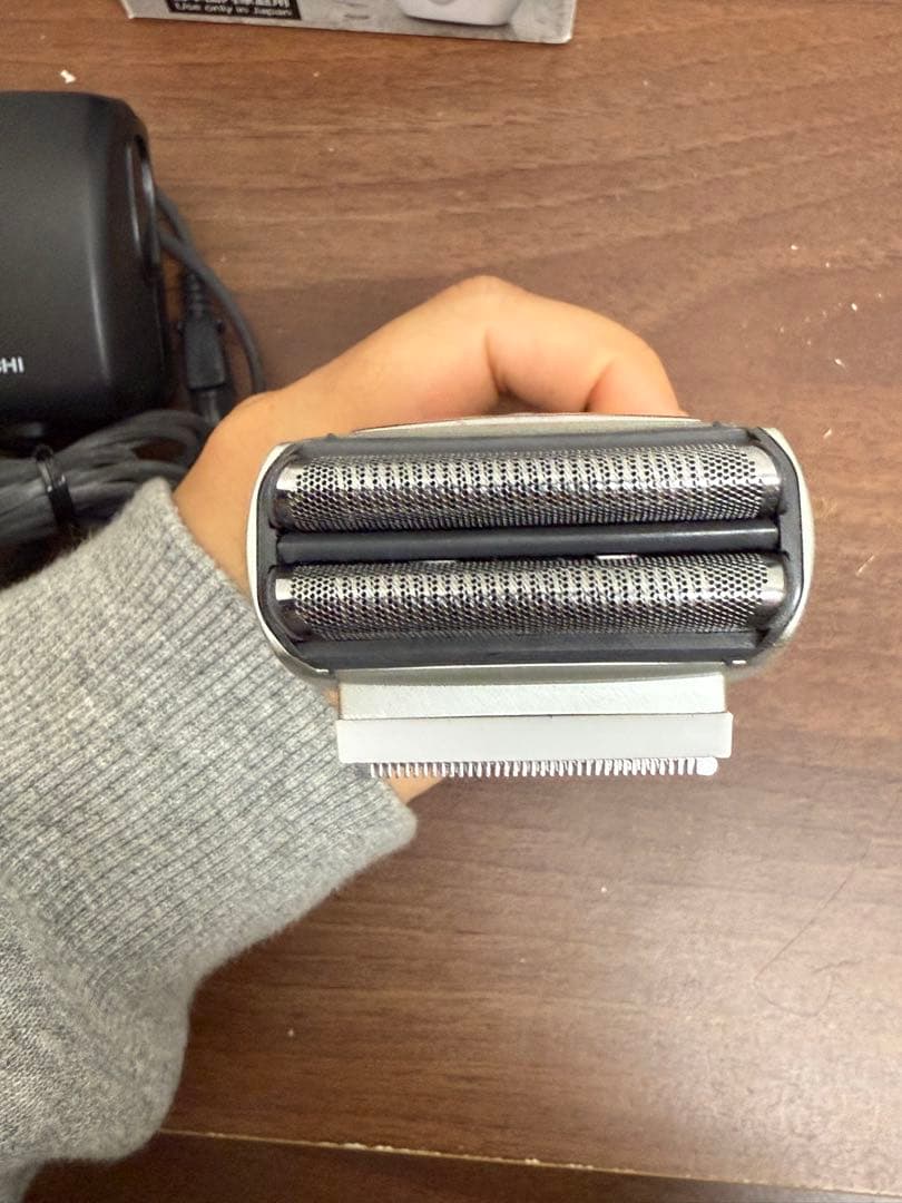 送料込み】HITACHI 電気シェーバー RM-W233E7 エス・ブレード - メルカリ