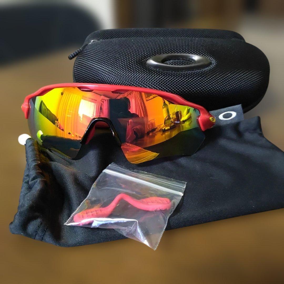 Oakley スポーツサングラス レッド/イエロー - メルカリ