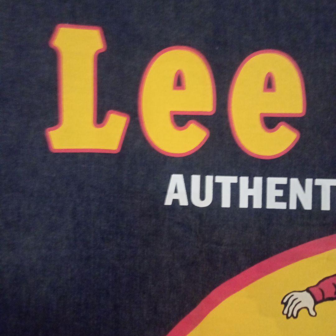 Lee Riders 特大デニムバナー