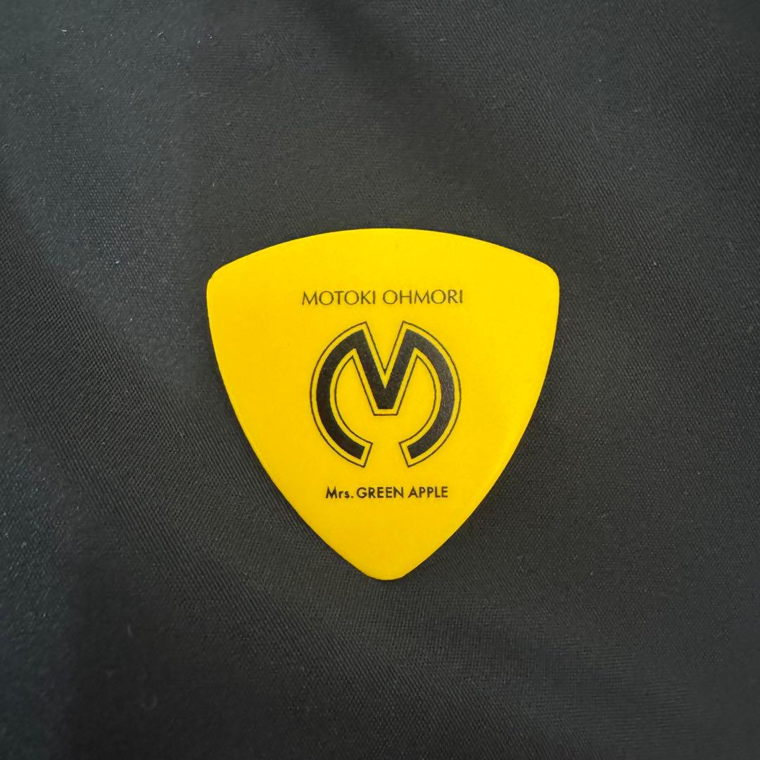 ミセスグリーンアップル 大森元貴 本人使用 ギターピック - メルカリ
