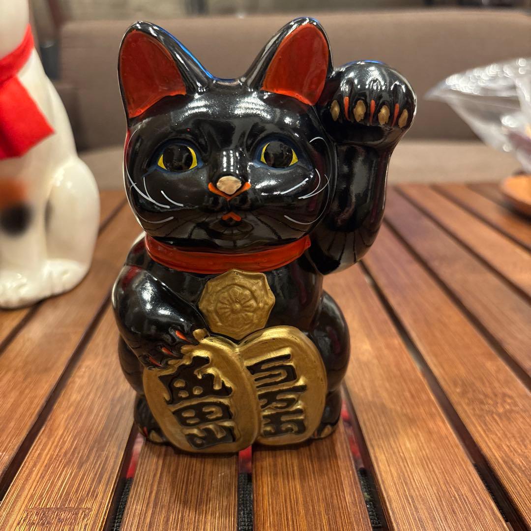 招き猫 成田山 黒猫貯金箱 - メルカリ