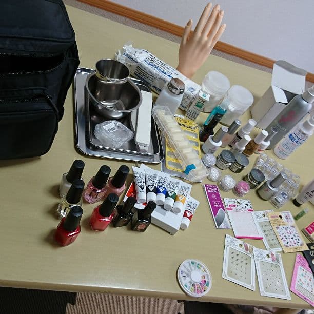 ネイル道具(^-^)v ３つで5000円 ネコポス送料無料】ネイルパーツ ラグジュアリービッグVカットパーツ