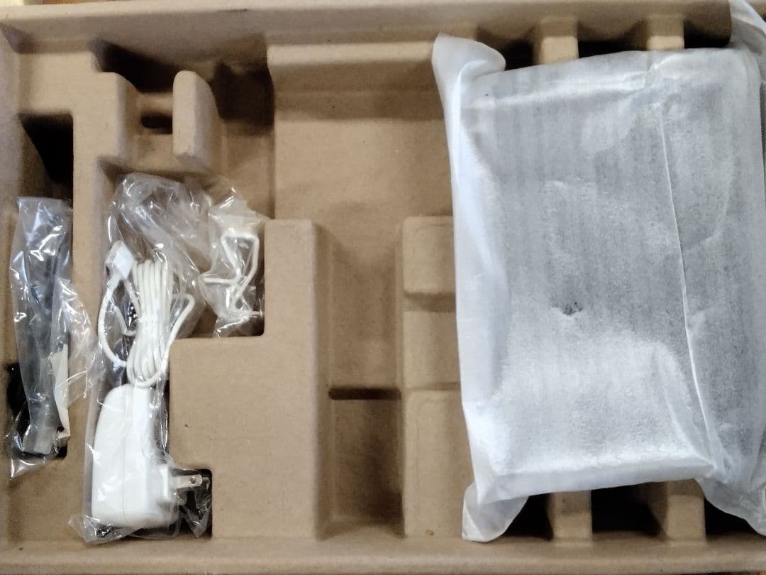 送料無料鹿児島発)美品 Panasonic ビエラ UN-15T5-K 箱付き