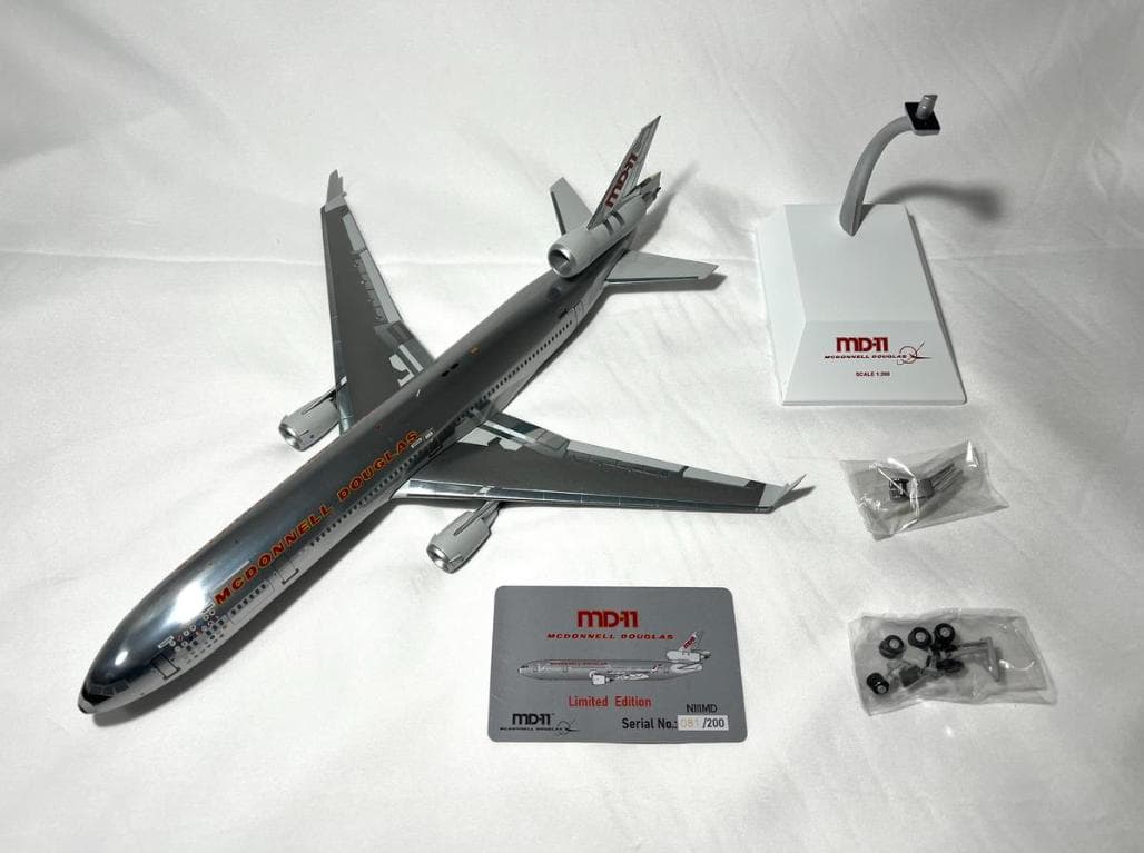 JC Wings 1:200 MD-11 N111MD 初号機 McDonnell Douglas MD11, N111MD Polished roll out livery, JC Wings