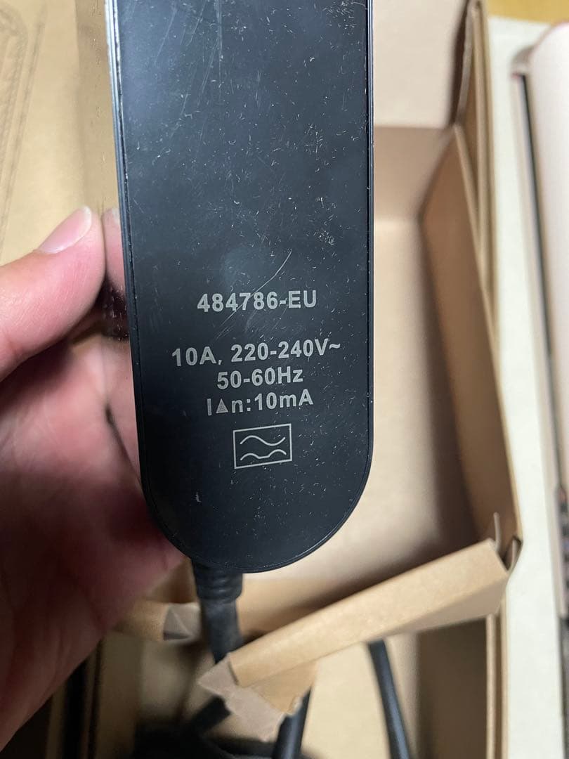 中国 韓国 ヨーロッパ Dyson ドライヤー ht01 ストレイトナー