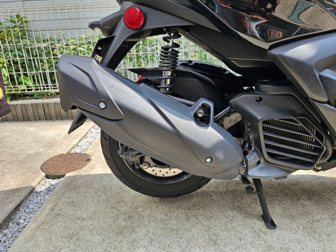 台湾TILIER製 隔壁マフラー シグナスグリファス用 ボアアップ対応