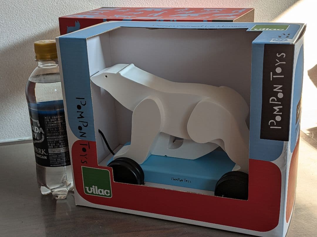 新品オルセー美術館　ポンポン　木製おもちゃ　シロクマ　パリ　お土産　シロクマ 新品オルセー美術館のポンポン 木製おもちゃ シロクマ パリ お土産