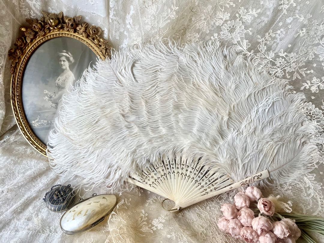 ホワイトフェザーのファン エヴァンタイユ フランスアンティーク 扇子