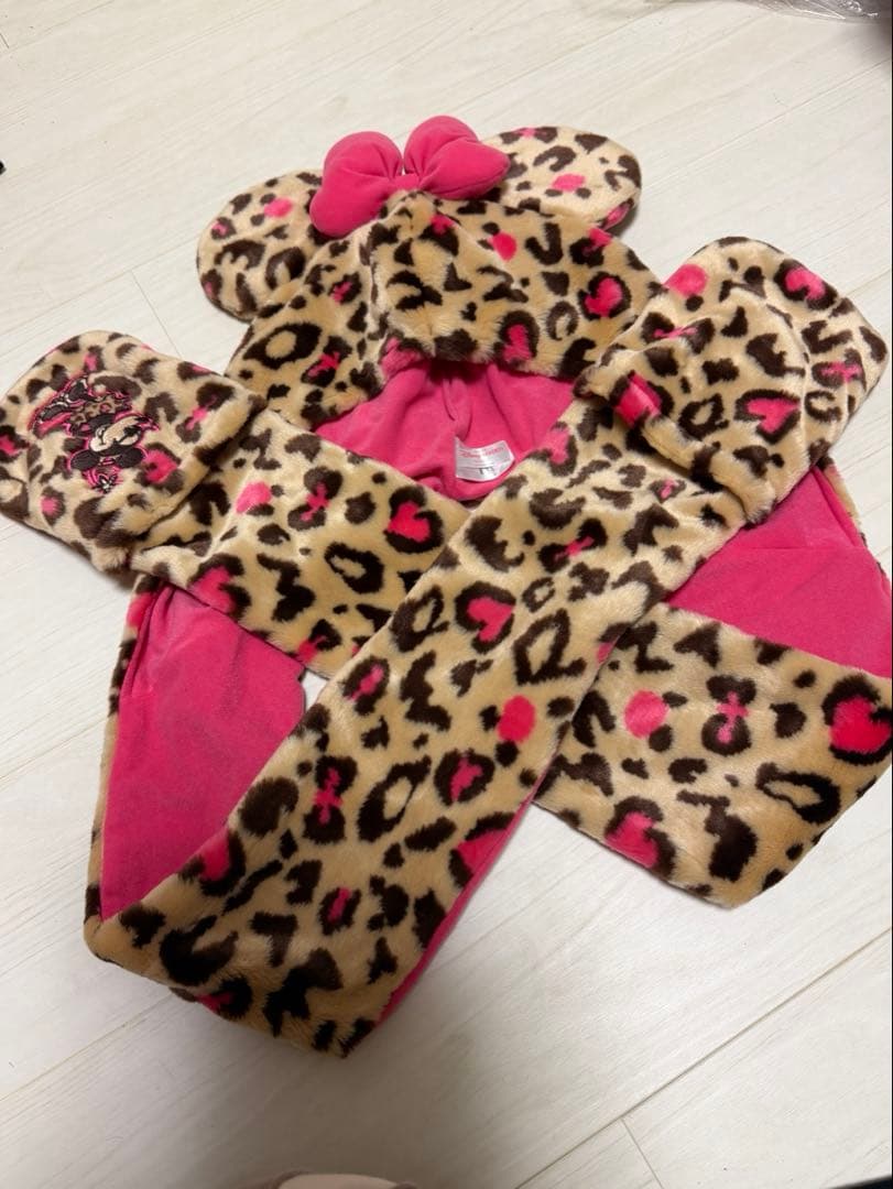 ミニー・マウス ヒョウ柄ファンキャップ Disney - TDR ミニーちゃんヒョウ柄ファンキャップの通販 by a's shop