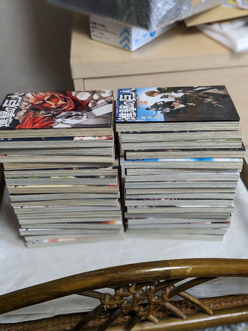 進撃の巨人 全巻(全巻初版) +進撃の巨人tsutaya限定 収納ボックスセット