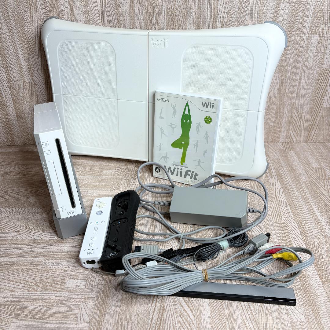 Wii 本体 Wii Fitボード リモコン 任天堂 ジャンク テレビゲーム