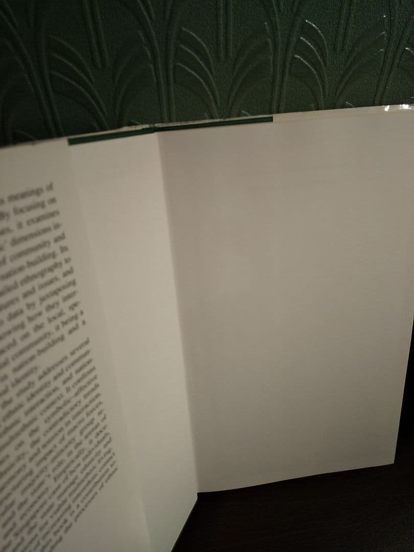 洋書〉多民族性の意味：シンガポールにおける民族性と民族関係のケース