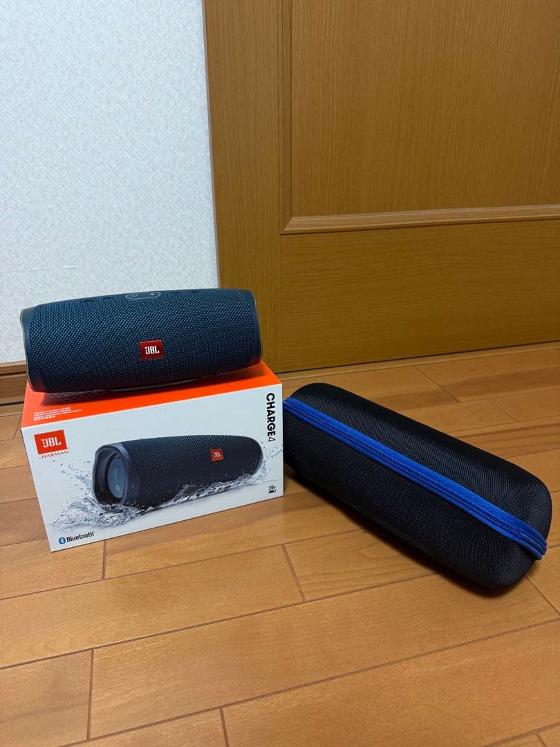JBL CHARGE 4 ワイヤレススピーカー ケース付き Amazon.co.jp: JBL CHARGE4 Bluetoothスピーカー IPX7防水/USB Type-C