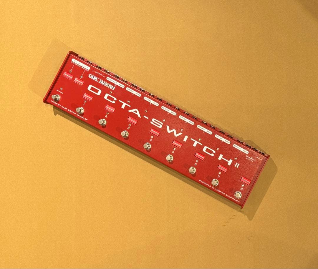 OCTA-SWITCH プログラマブルスイッチャー スイッチャー】Carl Martin シンプル操作のプログラマブルスイッチャー