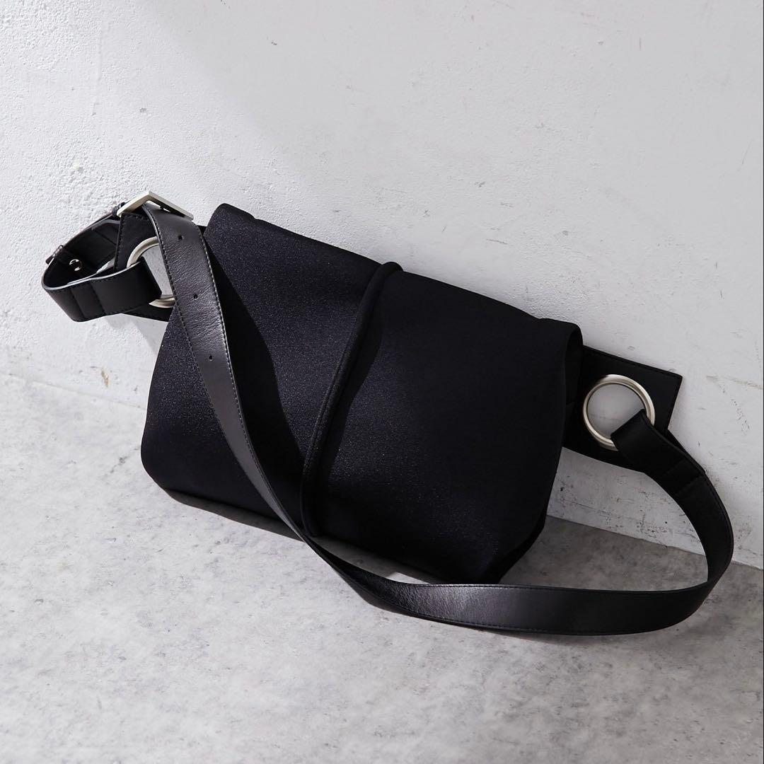 【美品】kawa-kawa NO1289 WETボディバッグ　Ｍサイズ　黒 カワカワのボディバッグ wet hatome | 送料無料|ブラック | DANJO 公式