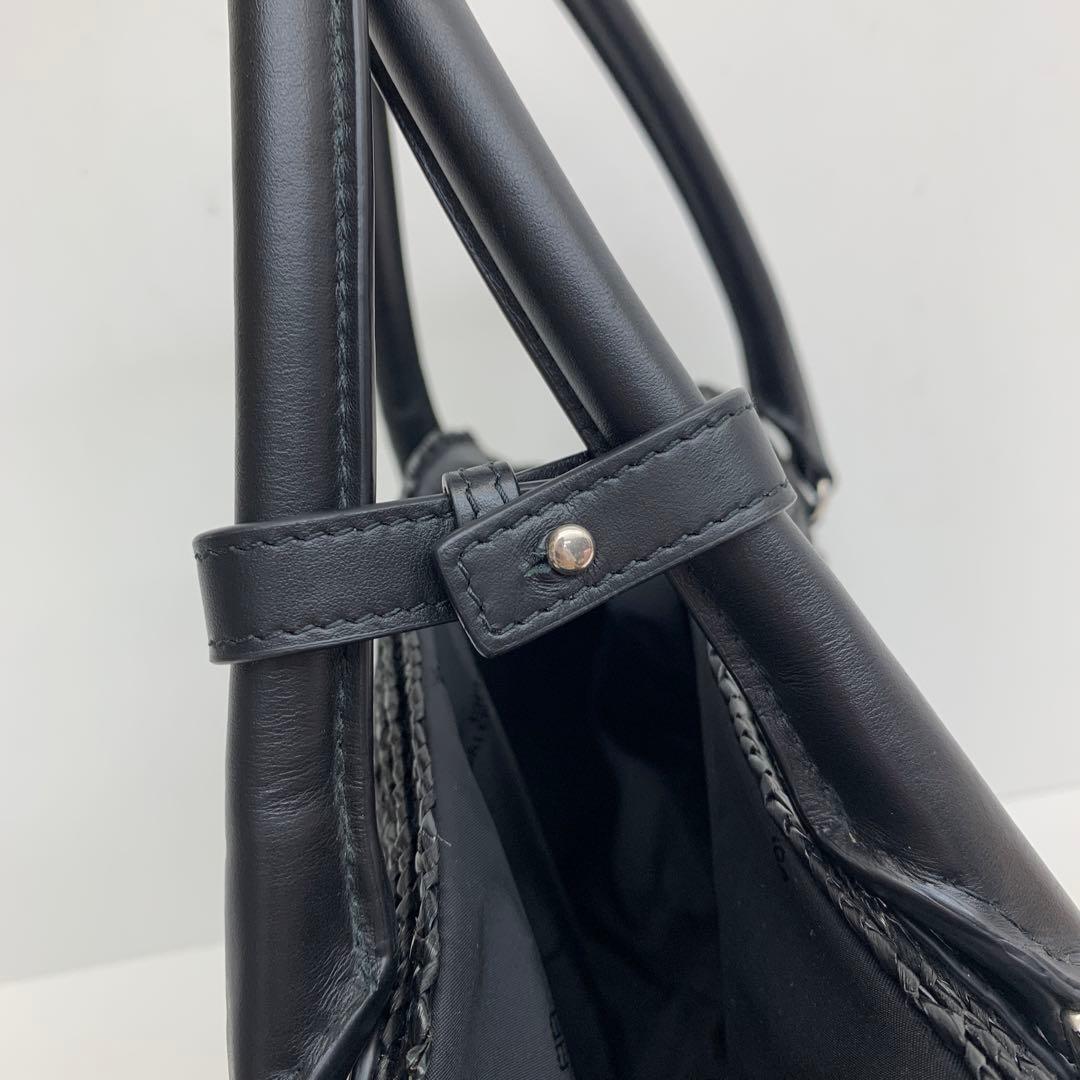 バレンシアガ ビーチバッグ ブラック 黒 かごバッグ 24082631 - メルカリ