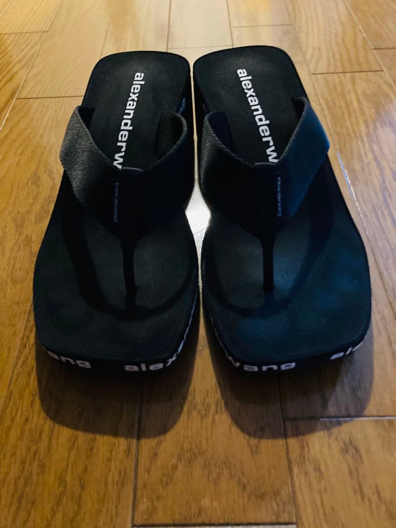 アレキサンダーワン23.5cmビーチサンダル6cm - メルカリ