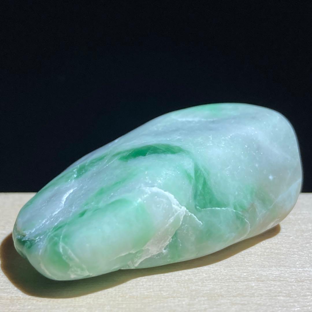 糸魚川翡翠　ロウカン 翡翠　インペリアルジェダイト　原石　30.8ｇ