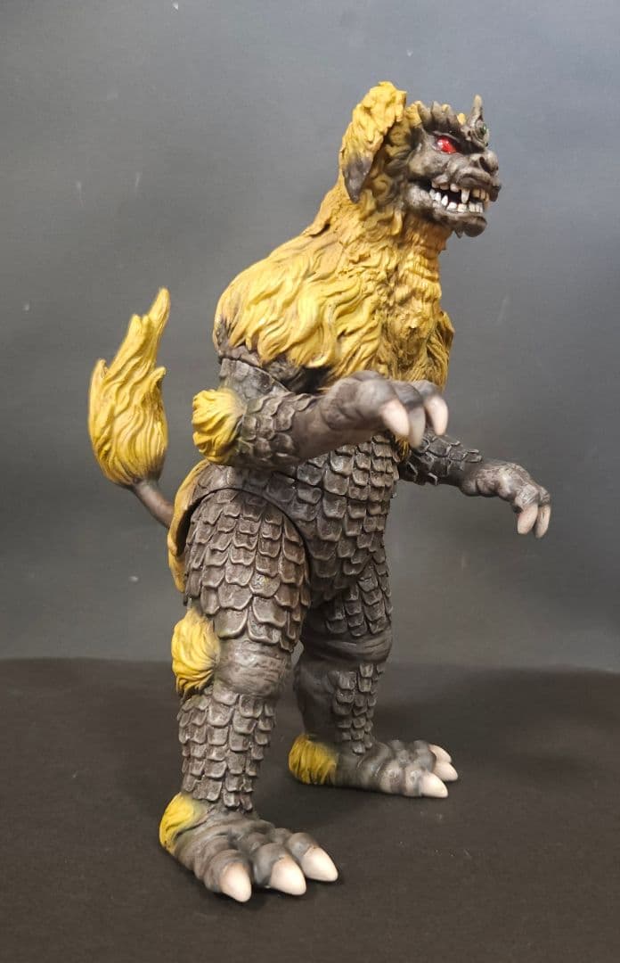 プトゥン 受胎Ver. Putun 蓄光 ソフビの通販｜beswd.com