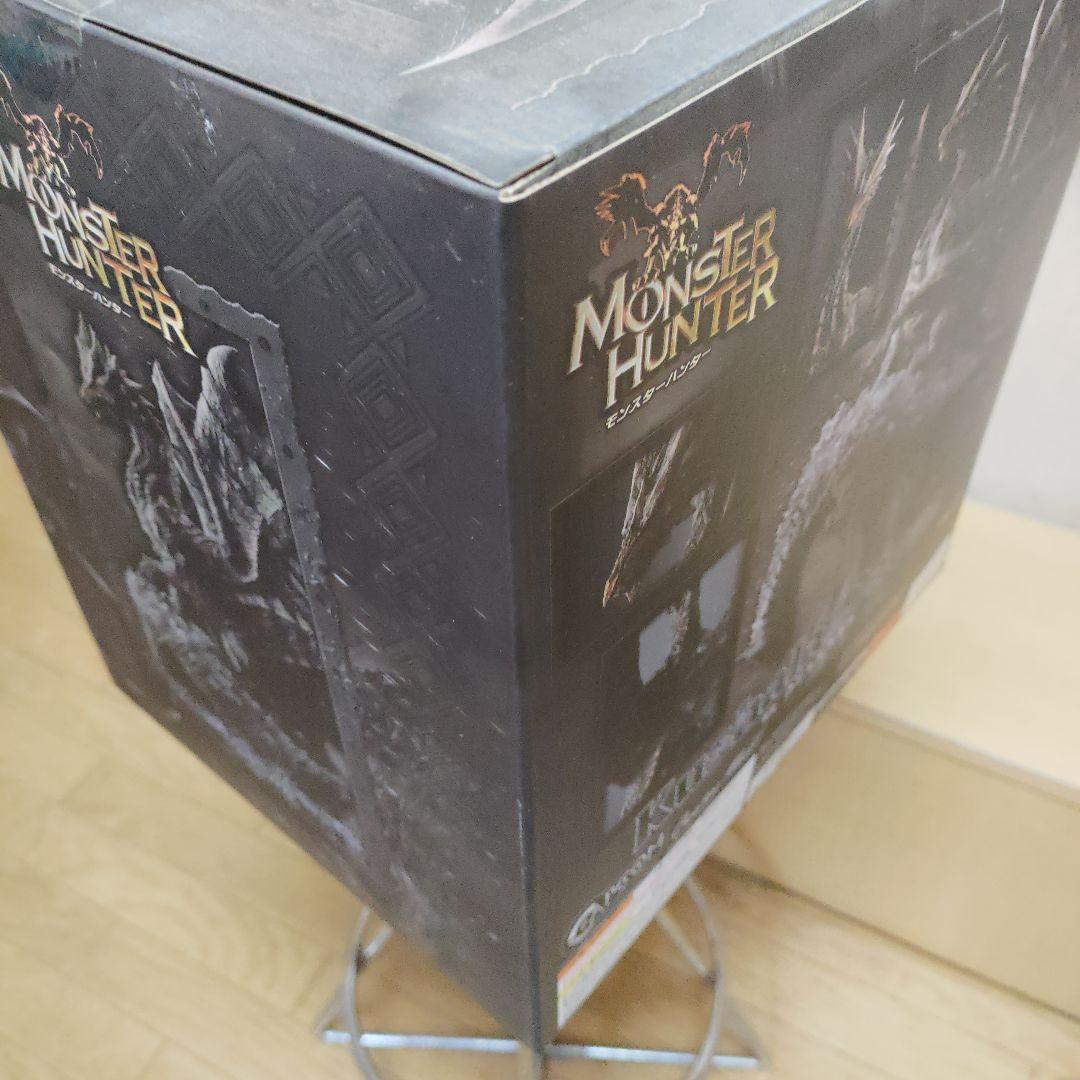 モンスターハンター フィギュアビルダー クシャルダオラ 脱皮 ワン