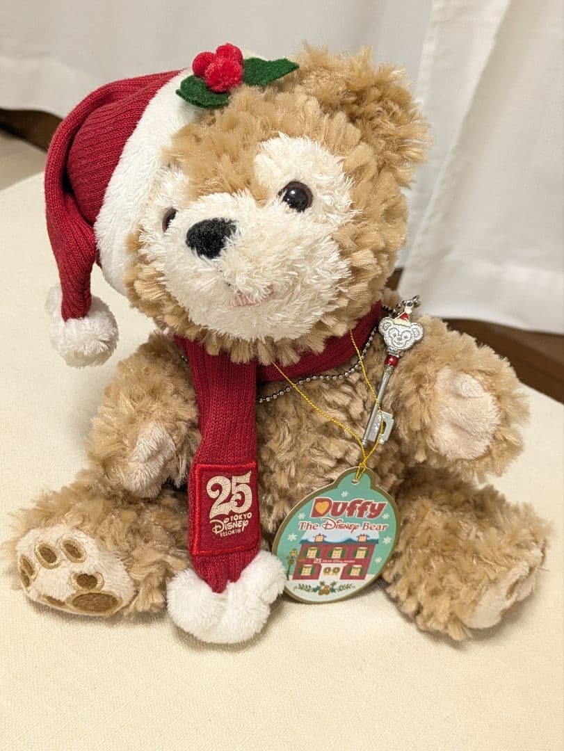 ダッフィー クリスマス オルゴールぬいぐるみ&25周年のチャーム セット 雪だるまやクリスマスデザイン！東京ディズニーシー”ダッフィー