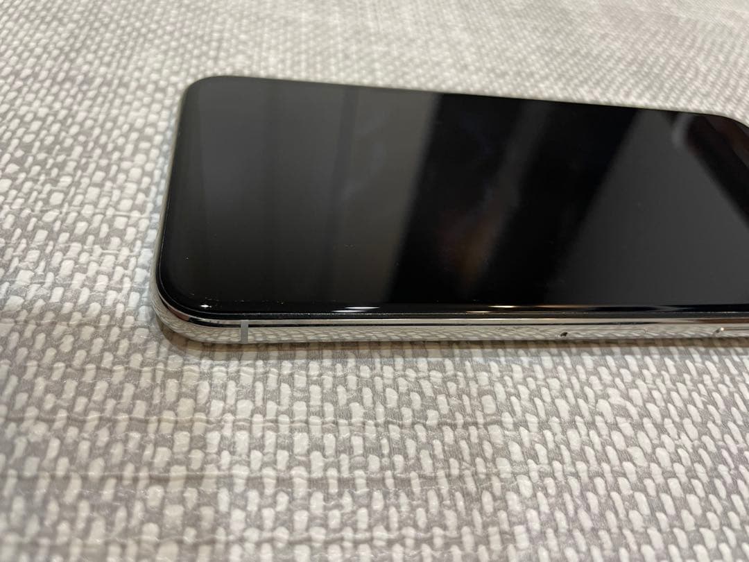Apple iPhone X シルバー 256GB 本体 - メルカリ