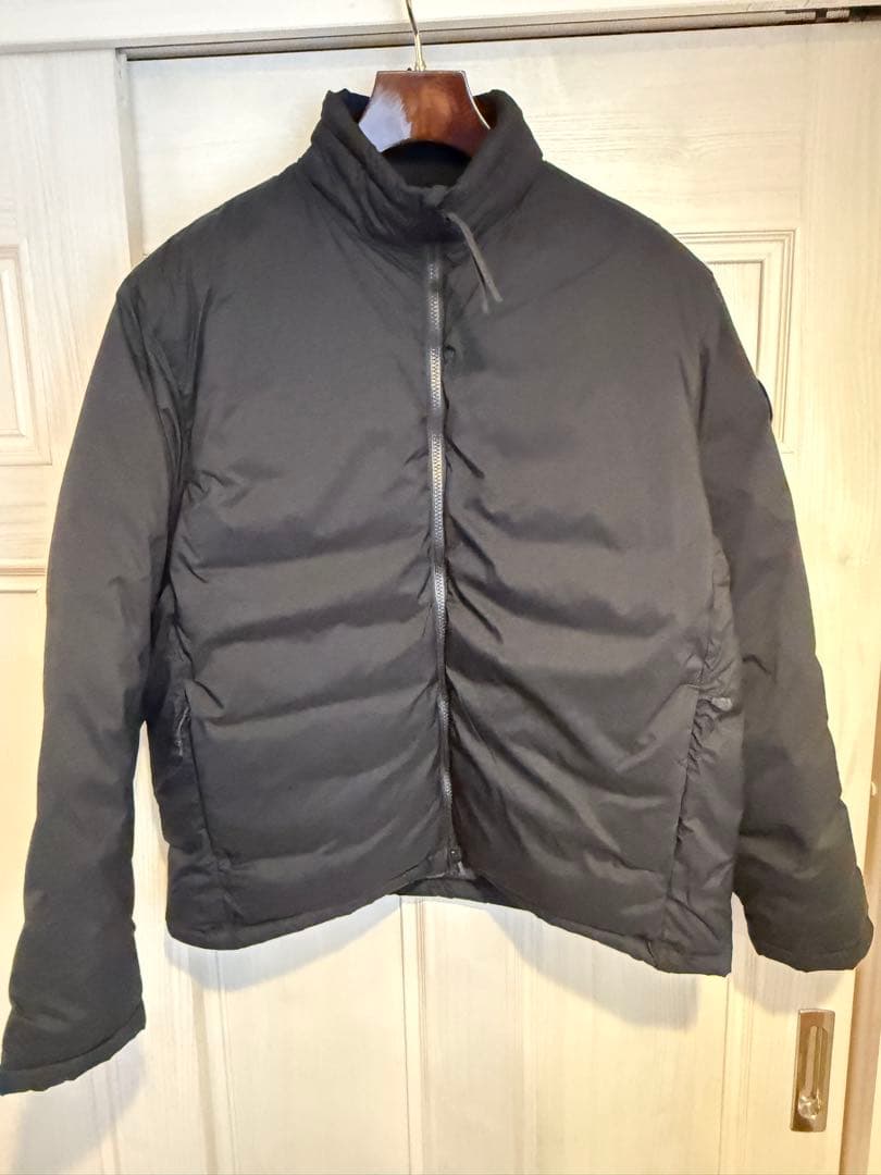   \"LODGE JACKET BLACK LABEL” Canada Goose Lodge Black Label Down Hooded Jacket | Coats | Harry