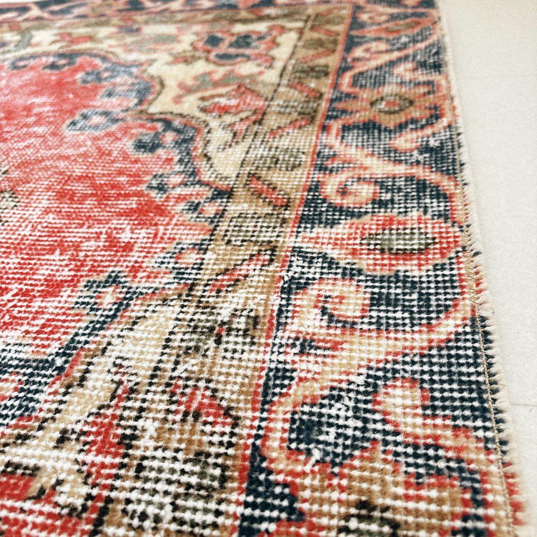 トルコ ヴィンテージラグ ピンク ブルー メダリオン