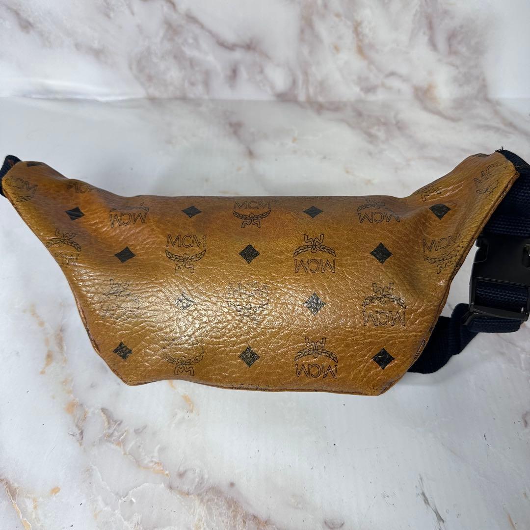 希少 大人気 MCM ヴィセトス レザー ウエストポーチ ボディバッグ ロゴ