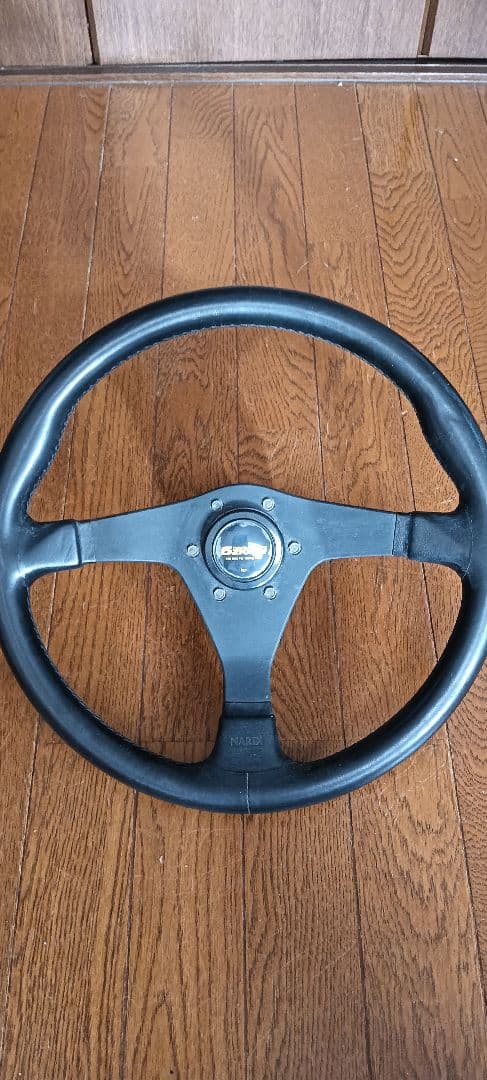 旧車 NARDI ナルディ クラッシックハンドル 36Φ NARDI 日本正規品 ナルディ CLASSIC(クラシック) 360mmステアリング