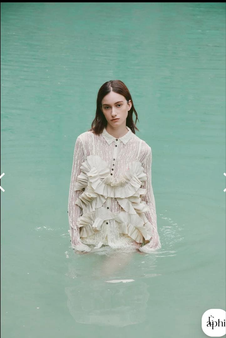 eaphi FEELING FRILLS BUSTIER - メルカリ