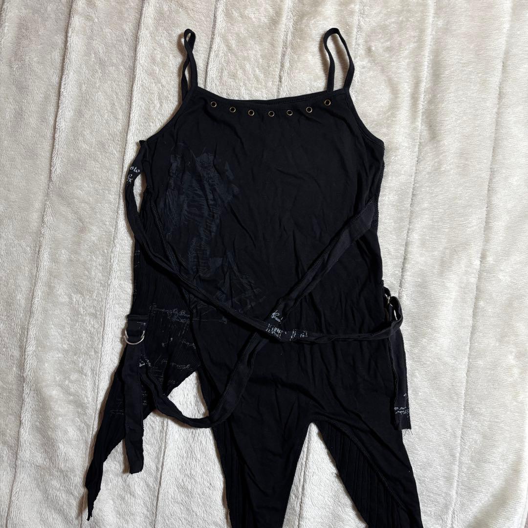 は*ん様 【Y2K】h.naoto アシンメトリックブラックキャミソール SweatyRocks Women's Sexy V Neck Criss Cross Backless Camisole